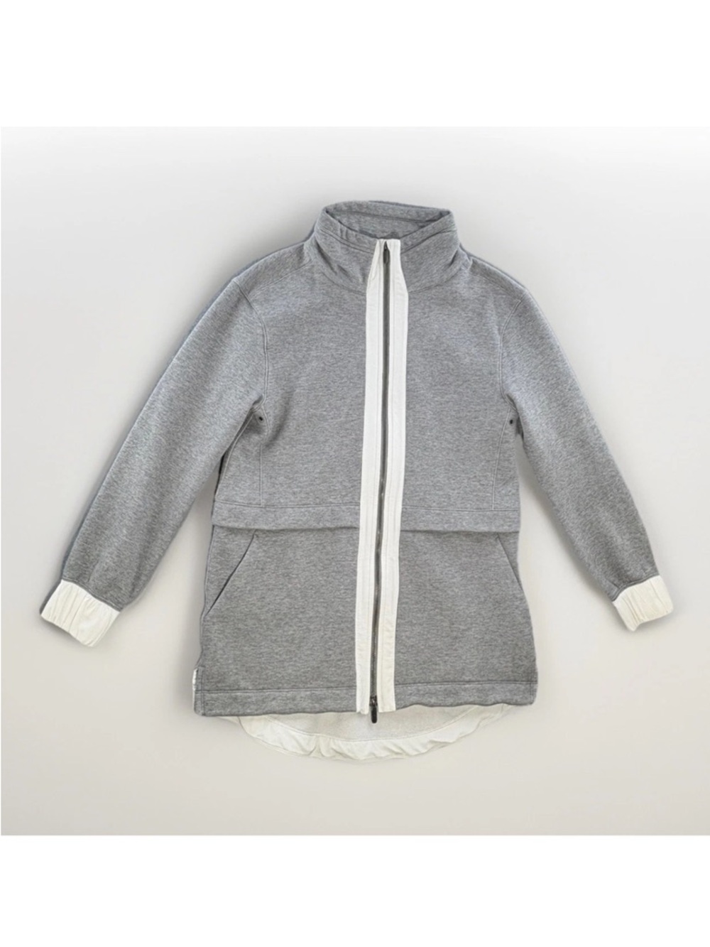 Lululemon Women’s Gray Light as Warmth Jacket Full Zip Size 10